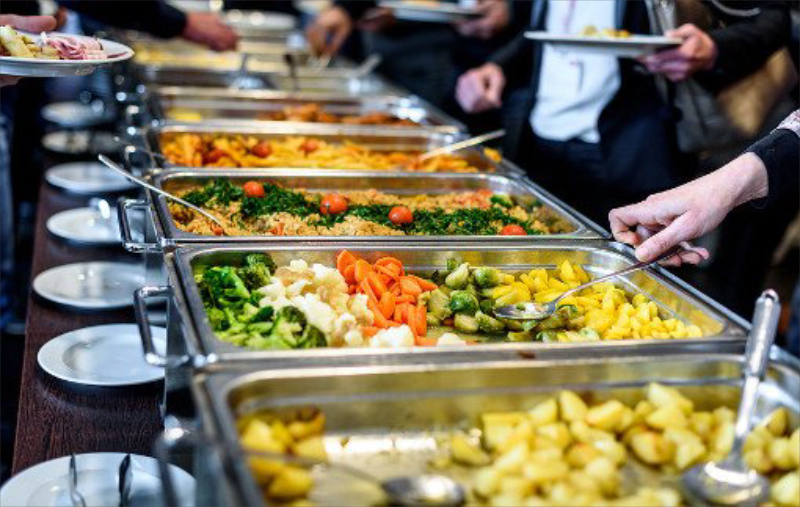 Gotocatering.com offers: pickup, delivery, catering with set-up or with service staff to the entire Chicagoland area. We cater all types of events and special occasions with party sizes from 8 to 400 people.